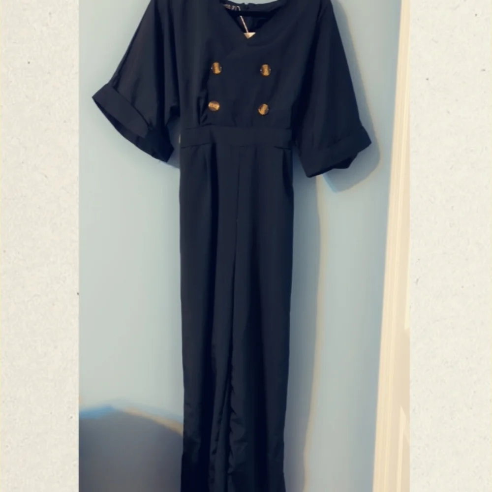 Jumpsuits ❤️ - Picture 4 of 4
